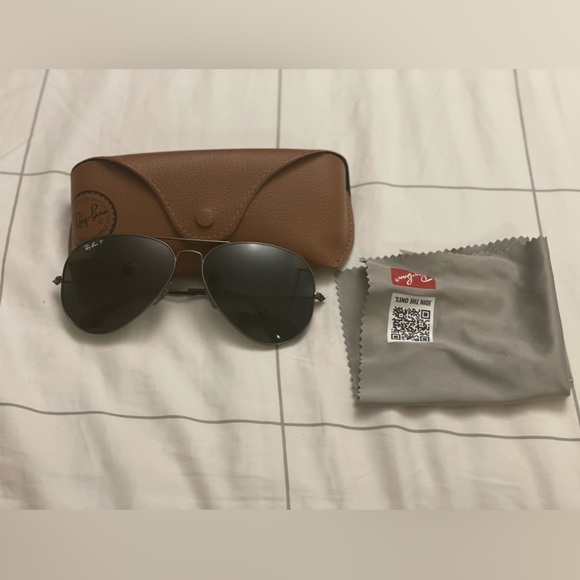 Aviator Sunglasses - Picture 2 of 4